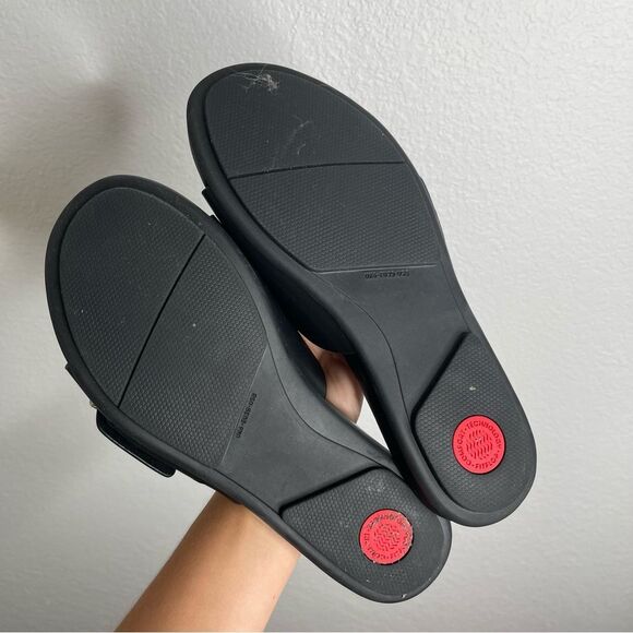 FitFlop Gracie Leather Slides Black Gold Buckle Slip On Size 8 - Picture 4 of 4